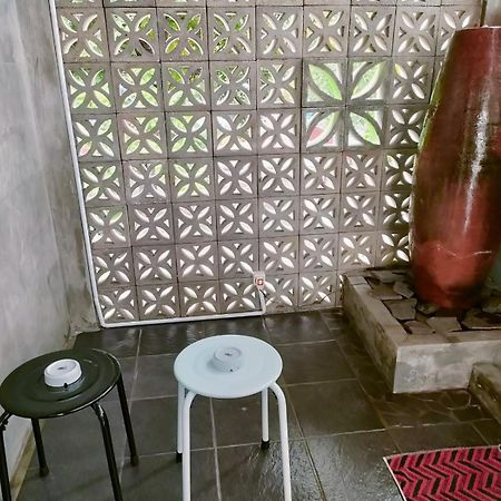 Jeng Tini Guest House Bogor Exterior photo