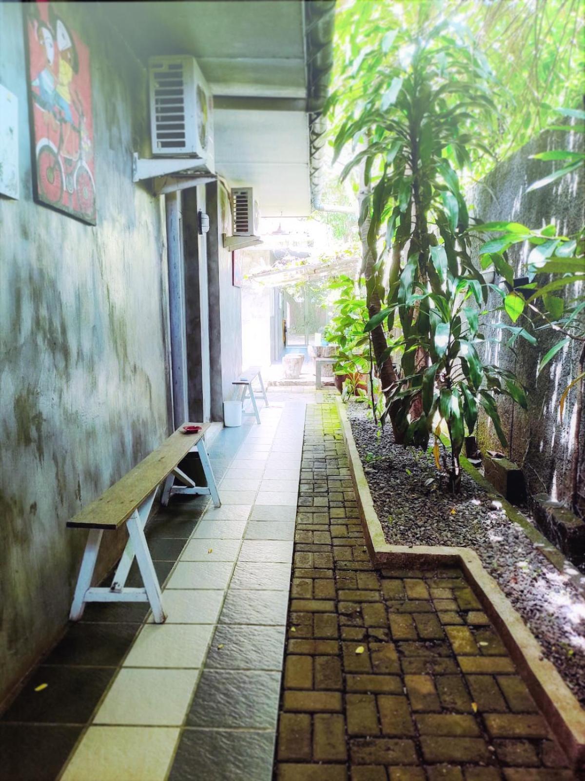 Jeng Tini Guest House Bogor Exterior photo