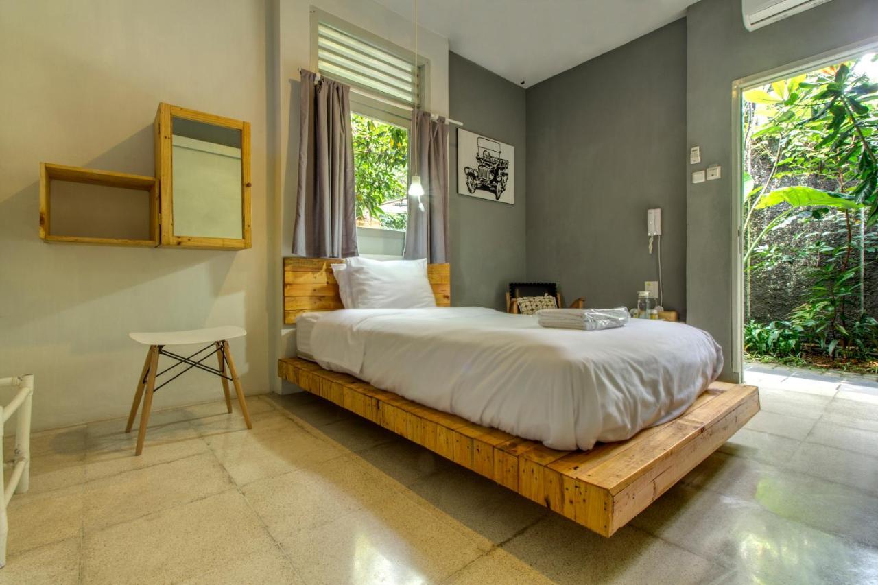 Jeng Tini Guest House Bogor Exterior photo
